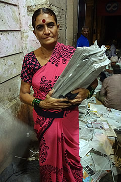 Mumbai newspaper vendors