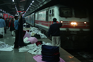 Delhi - railway station