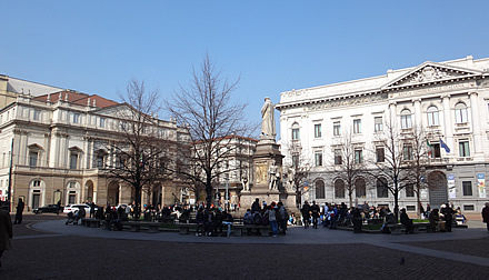 Piazza della Scala, Milan