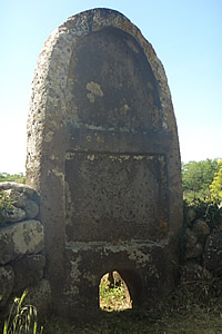 Tomba di Giganti di Imbertighe