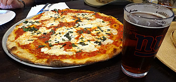 Staten Island Denino's Pizzeria and Tavern