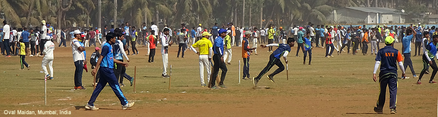 The Silk Route - World Travel: Cricket at Oval Maidan, Mumbai, India